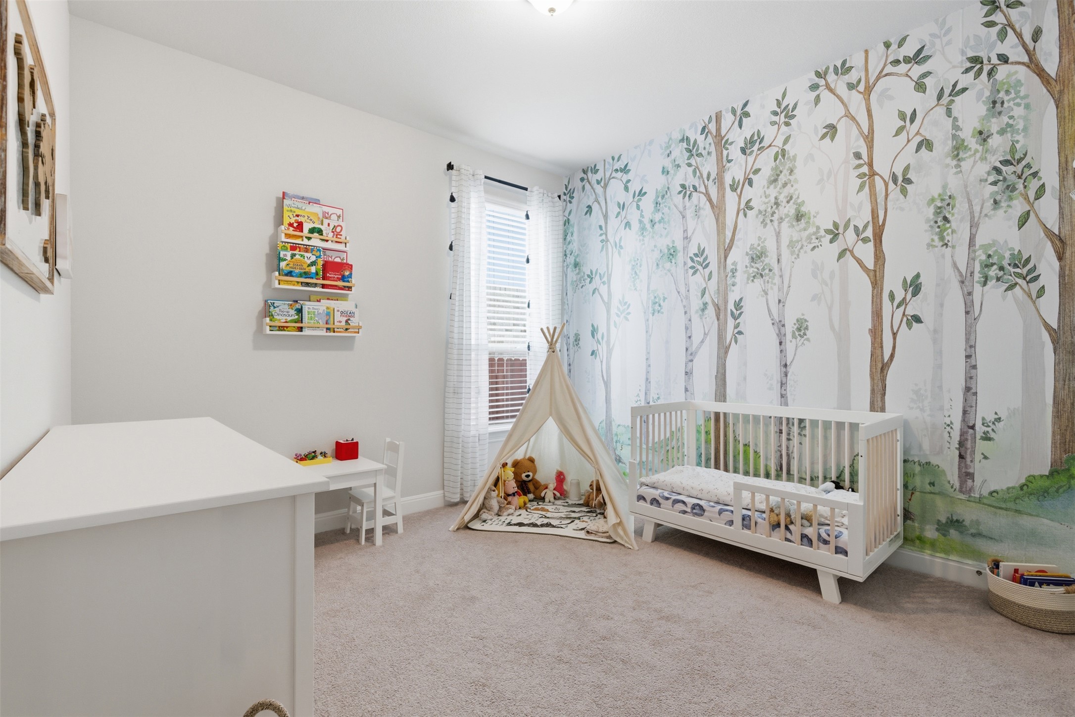 118 Bear Paw Run Georgetown, TX 78628 - Photo 19 of 35 This room features light-colored walls and carpeted flooring