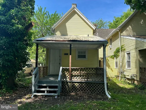 $299,000 | 25 South New Street, Dover, DE 19904