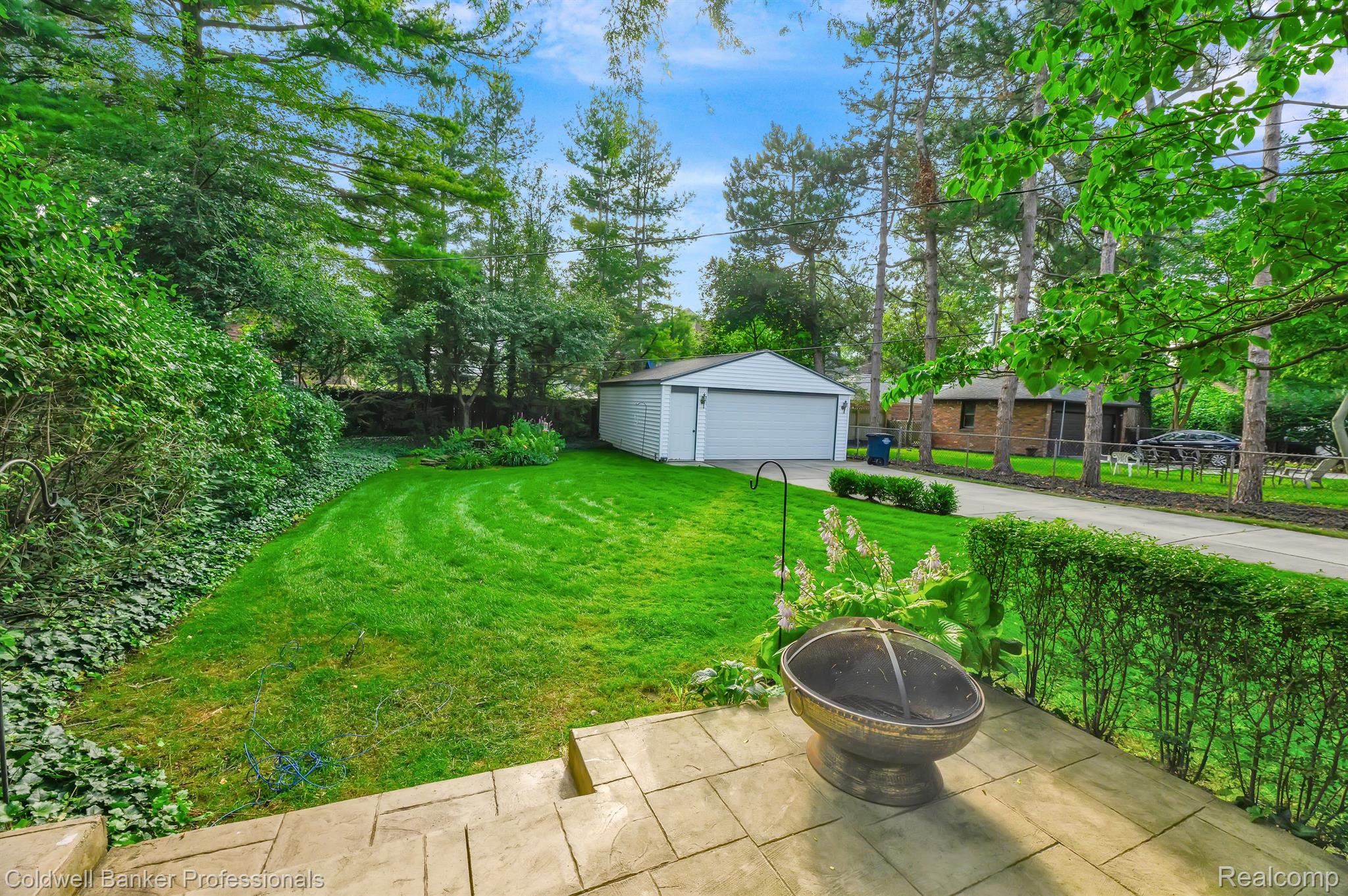 465 Fisher Road Grosse Pointe, MI 48230 - Photo 10 of 44 Gallery Image 10