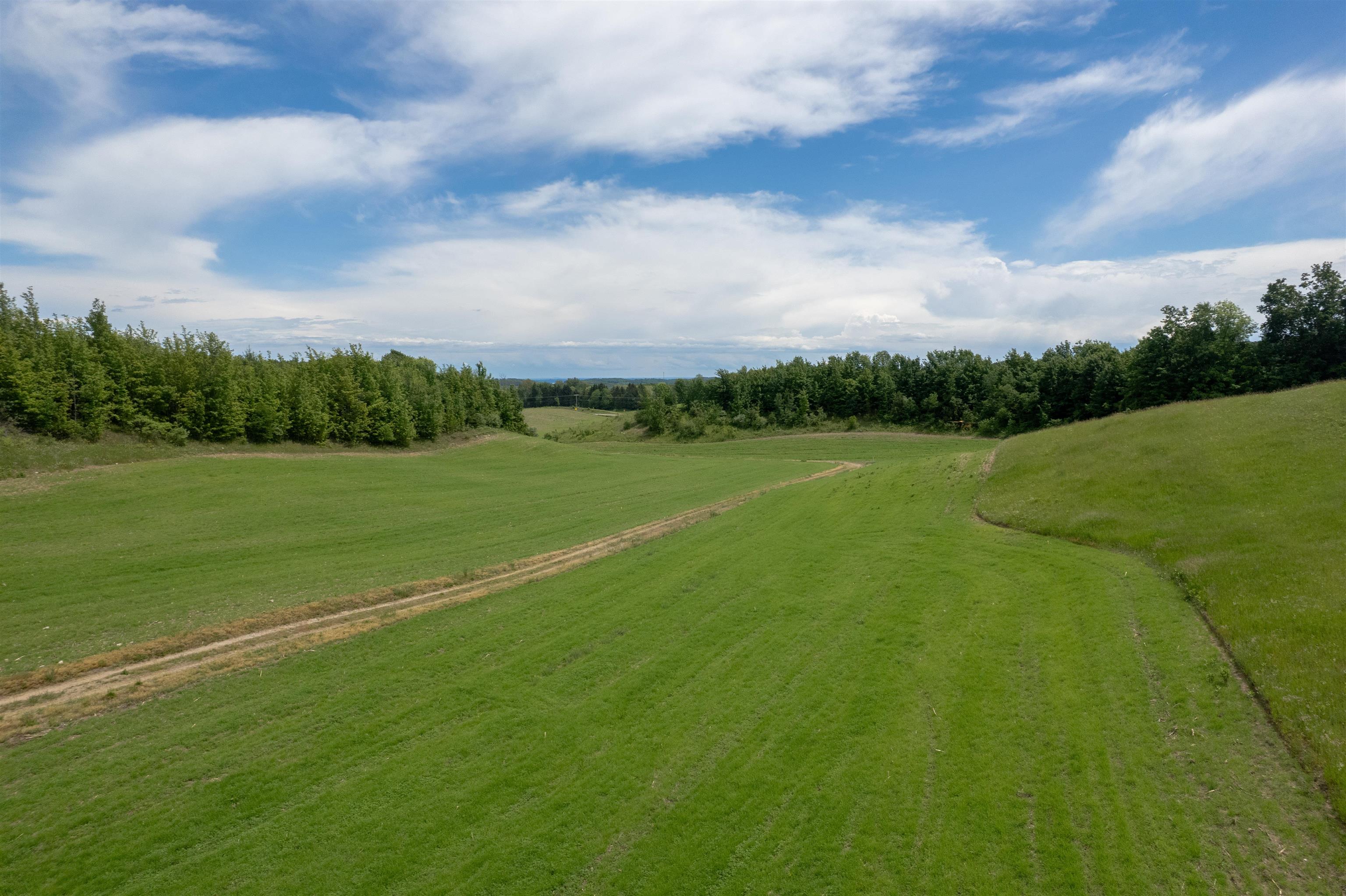 East Rudy Drive Northport, MI 49670 - Photo 10 of 21