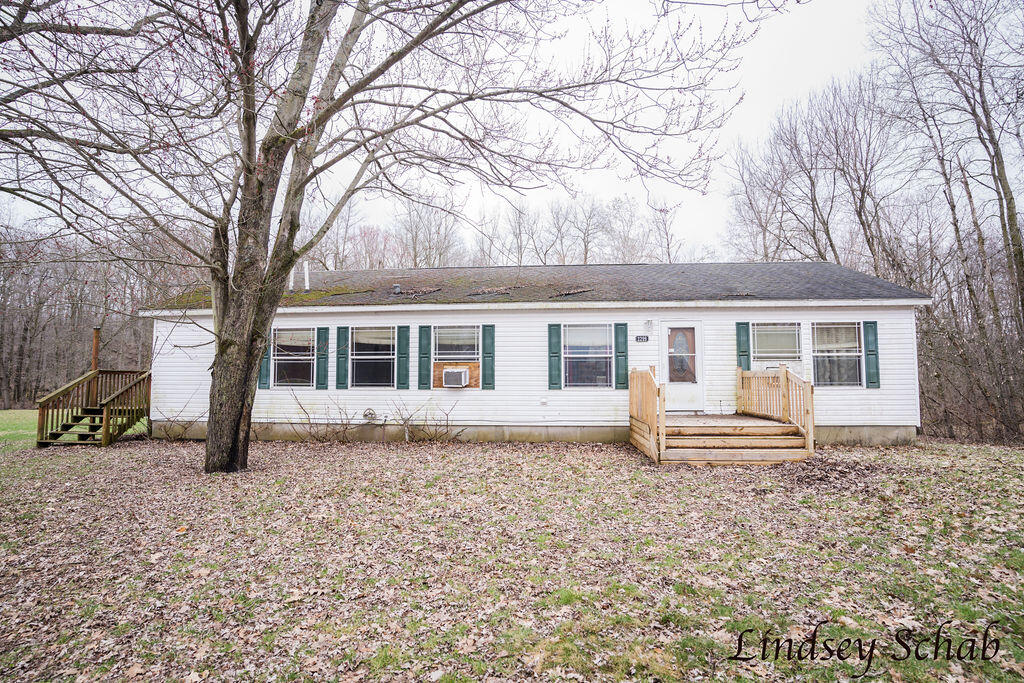 2299 Lyle Road Ionia, MI 48846 - Photo 1 of 47 DSC02132