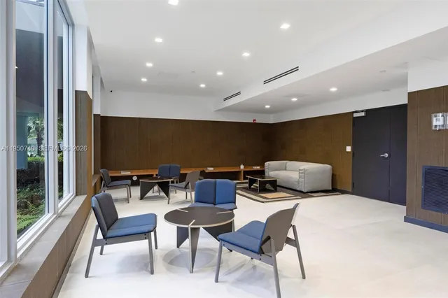 $2,950 | Arch Creek Highlands, North Miami Beach, FL 33181