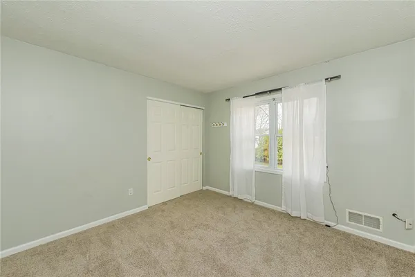 $299,000 | 279 MacIntosh Drive, Greece, NY 14626