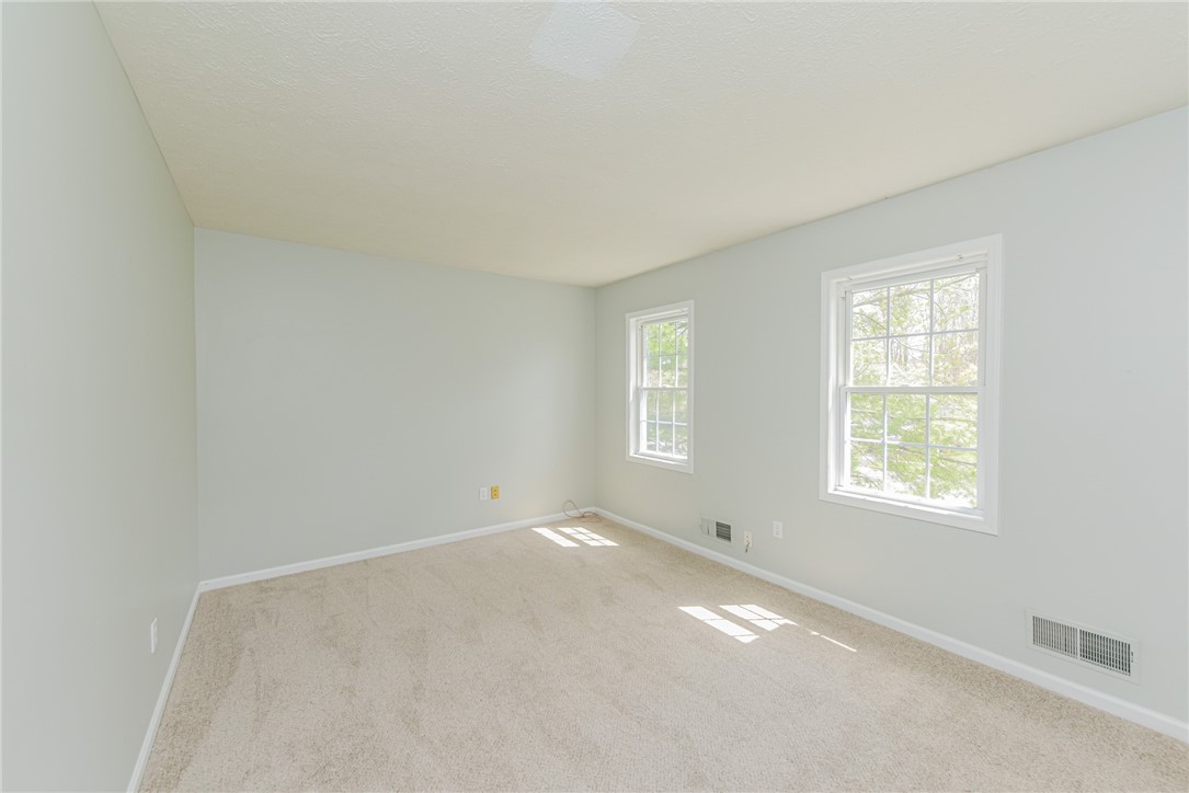 279 MacIntosh Drive Greece, NY 14626 - Photo 27 of 36