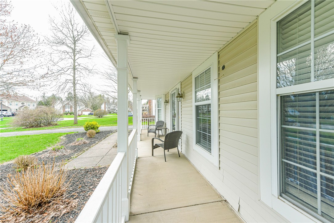 279 MacIntosh Drive Greece, NY 14626 - Photo 4 of 36