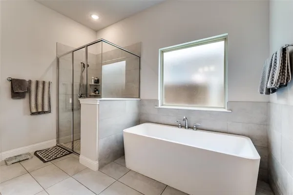 $3,495 | 333 Foxthorne Way, Little Elm, TX 75068