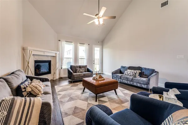 $3,495 | 333 Foxthorne Way, Little Elm, TX 75068