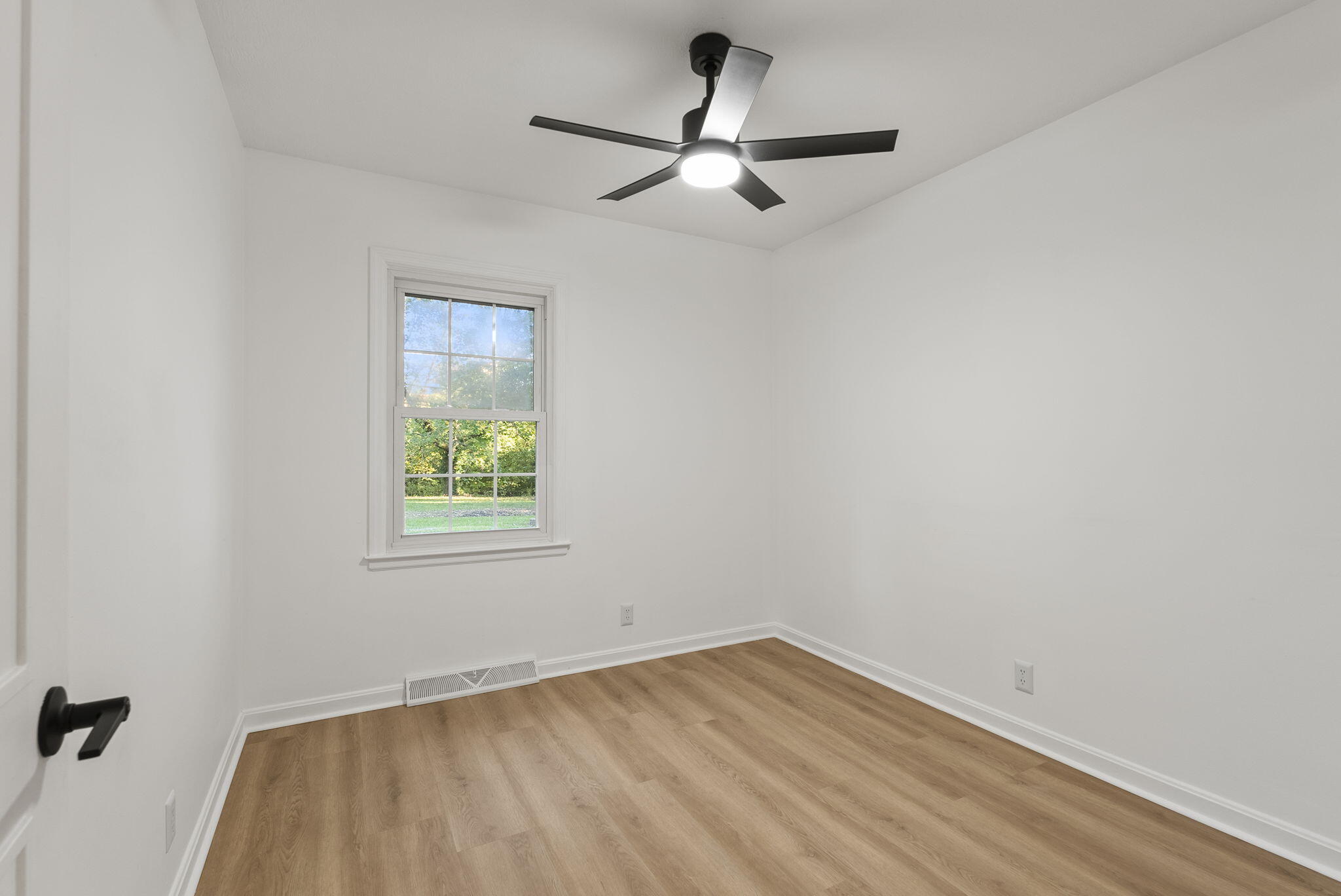 3488 Greentree Road Lexington, KY 40517 - Photo 21 of 25 23-web-or-mls-DSC08985
