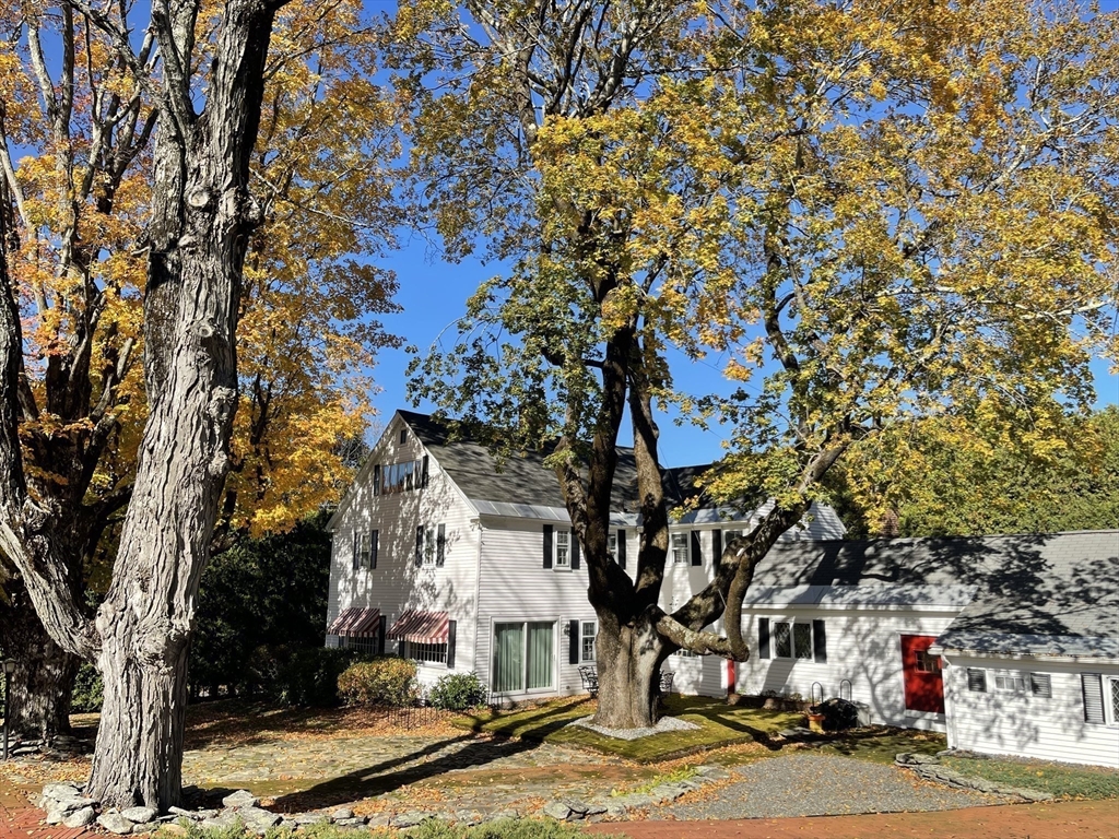 192 West Main Street Westborough, MA 01581 - Photo 5 of 42