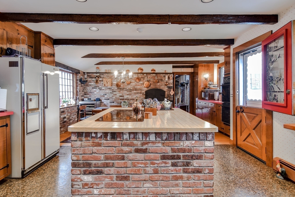 192 West Main Street Westborough, MA 01581 - Photo 6 of 42 a very nice looking dining room with wooden floor
