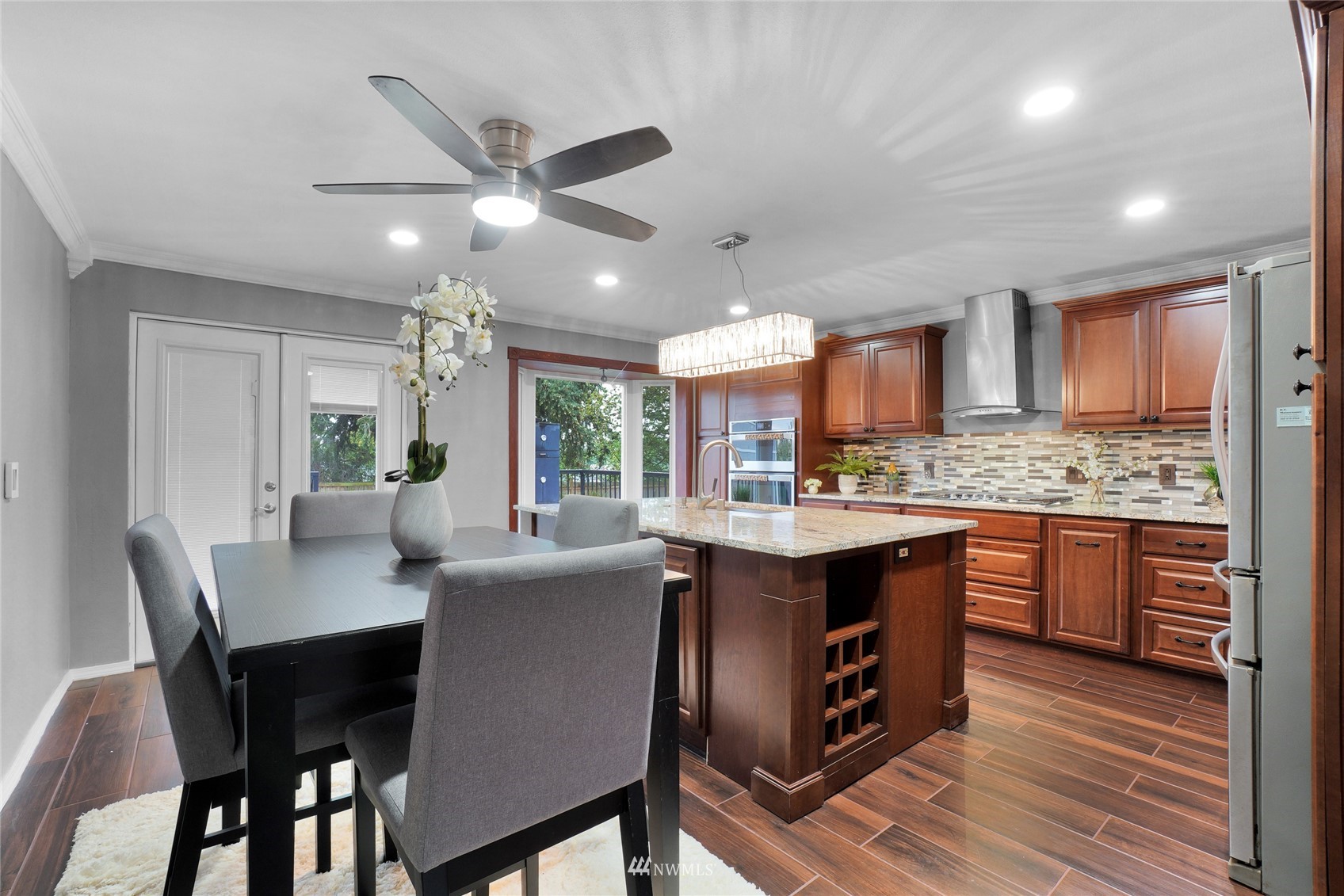 2413 North Laventure Road Mount Vernon, WA 98273 - Photo 8 of 28 Gallery Image 8