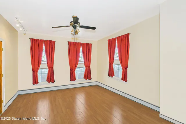 $1,149,000 | 5463-5465 Arthur Kill Road | Tottenville