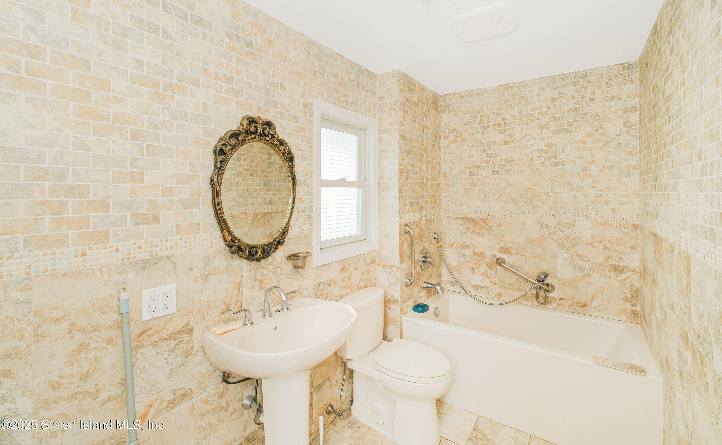 5463-5465 Arthur Kill Road Staten Island, NY 10307 - Photo 34 of 42 Photo Jul 24 2025, 2 17 28 AM