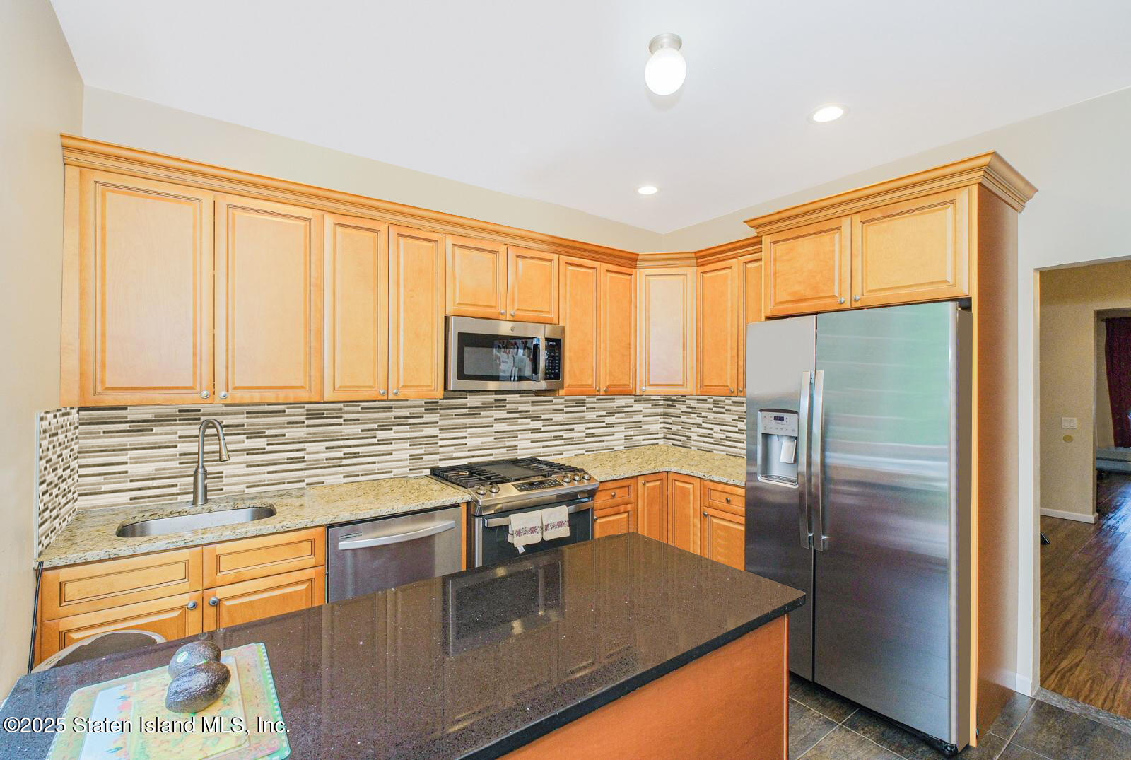 5463-5465 Arthur Kill Road Staten Island, NY 10307 - Photo 9 of 42 IMG-20250728-WA0034