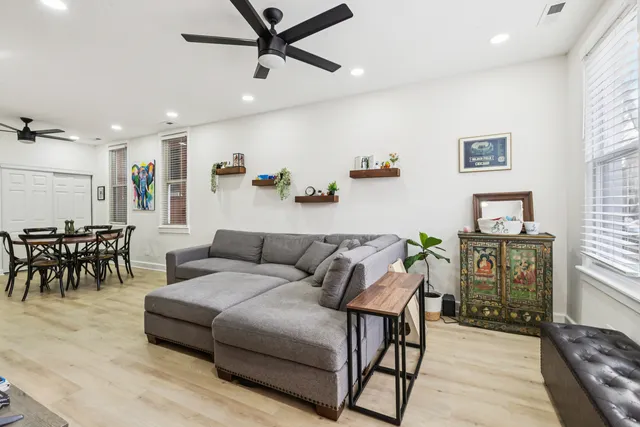 $999,000 | 1655 North Artesian Avenue, Chicago, IL 60647