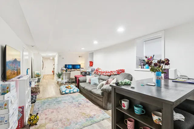 $999,000 | 1655 North Artesian Avenue, Chicago, IL 60647