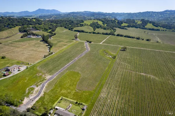 $2,248,800 | 1276 Jensen Lane, Unit LOT 3, Windsor, CA 95492