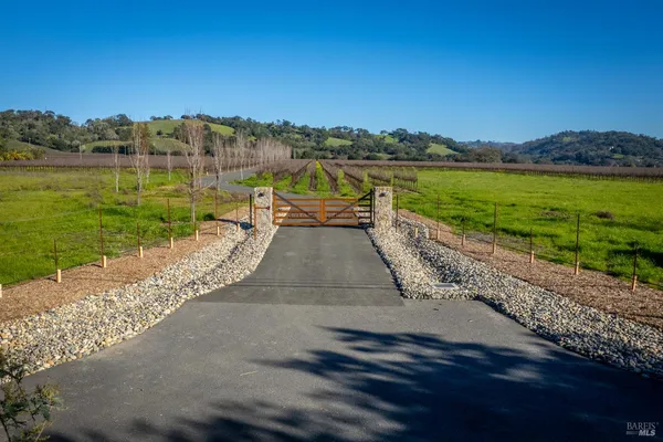 $2,248,800 | 1276 Jensen Lane, Unit LOT 3, Windsor, CA 95492