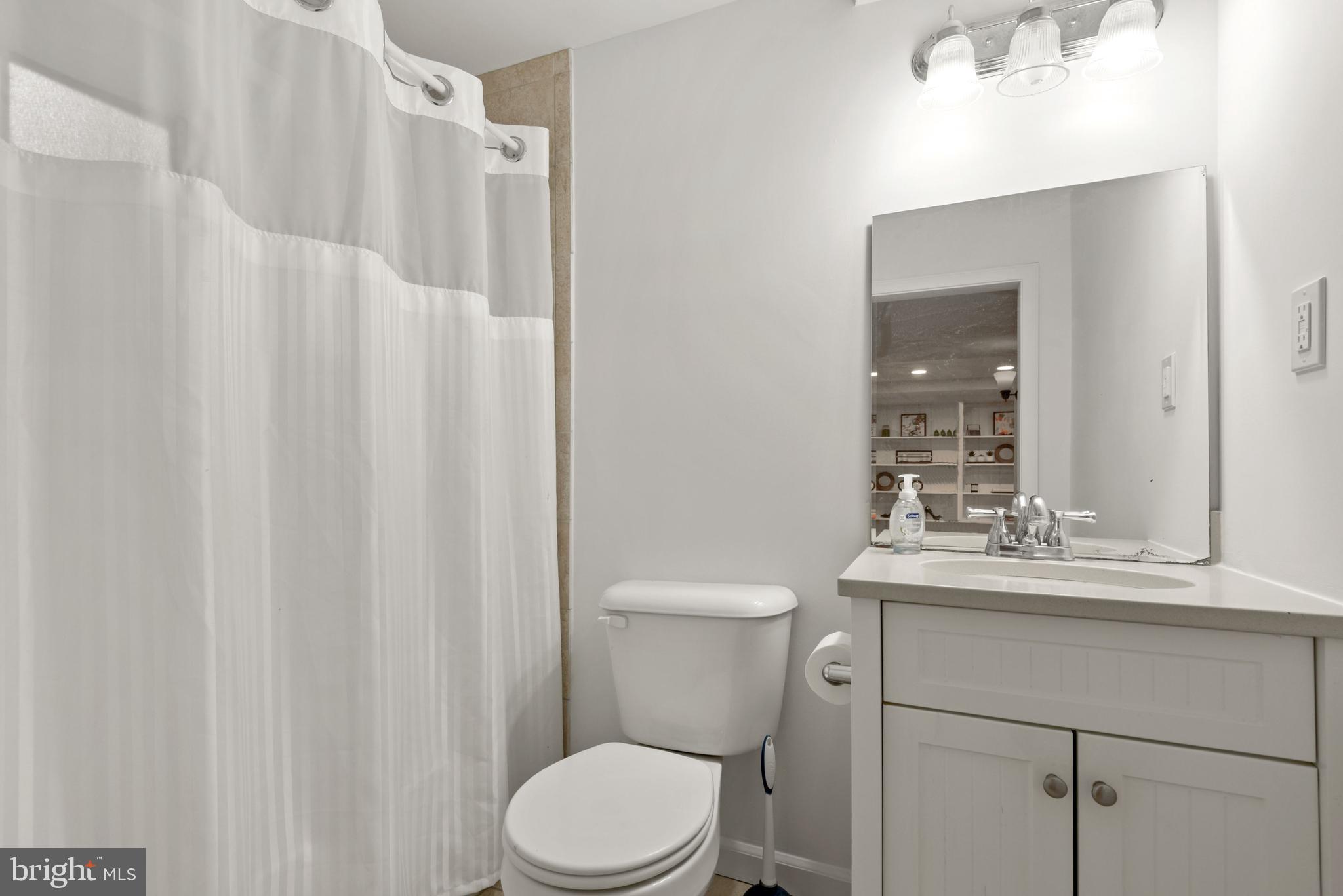 5907 Cranston Road Bethesda, MD 20816 - Photo 31 of 40