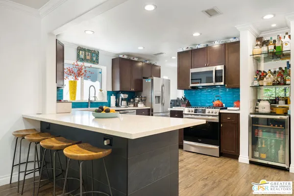 $5,990 | 1861 South Palm Canyon Drive, Palm Springs, CA 92264