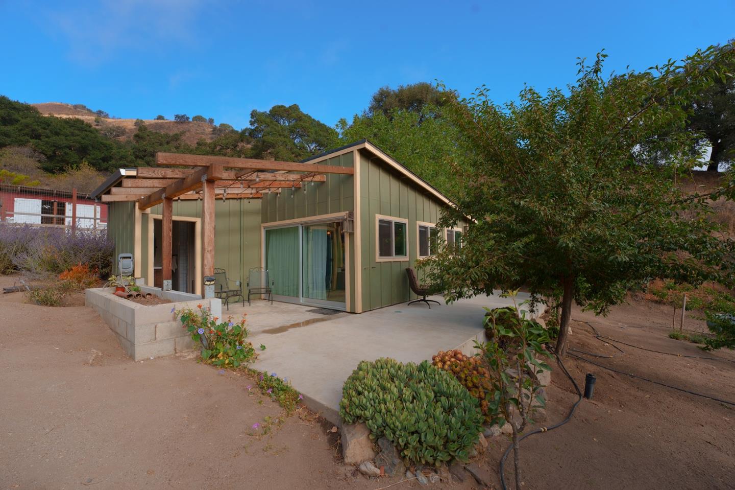 0 River Road Salinas, CA 93908 - Photo 25 of 35 a view of a house with a patio