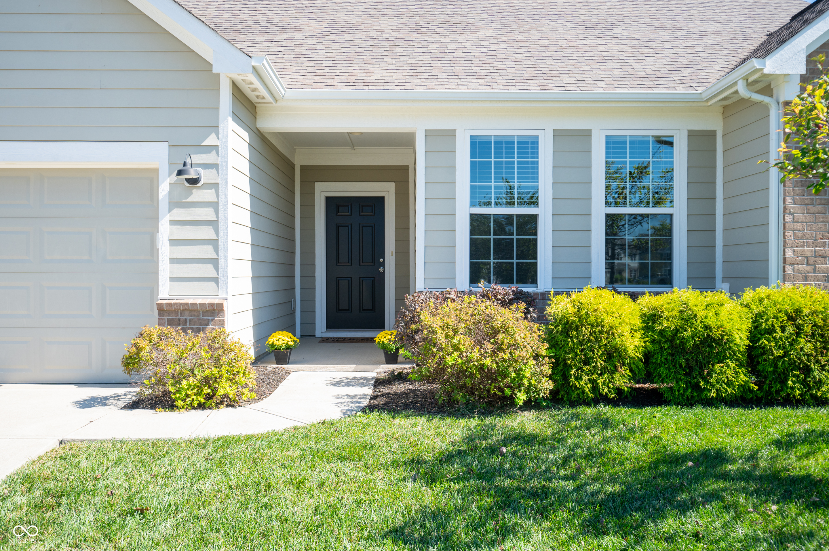 5625 Gateway E Drive Whitestown, IN 46075 - Photo 3 of 38