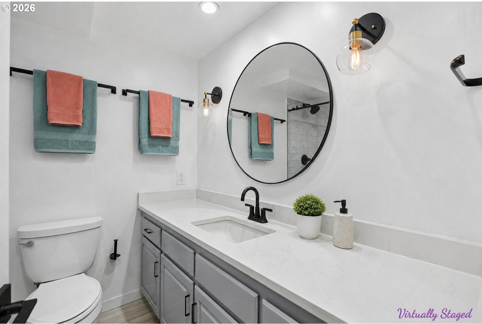 2021 Southwest Main Street, Unit 33 Portland, OR 97205 - Photo 30 of 46 Bathroom