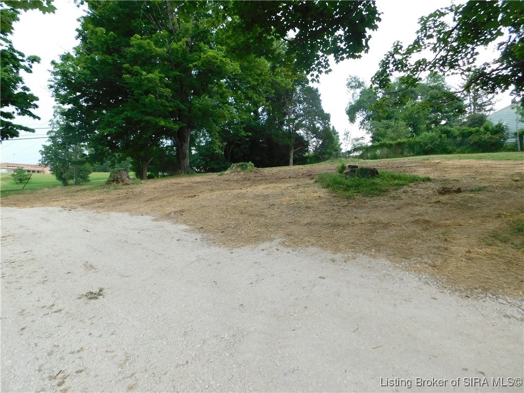 337 Northwest Hwy Corydon, IN 47112 - Photo 4 of 9