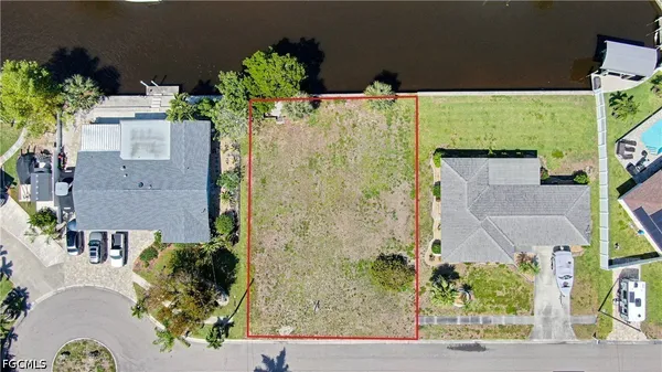 $169,000 | 4425 North Gulf Circle, North Fort Myers, FL 33903