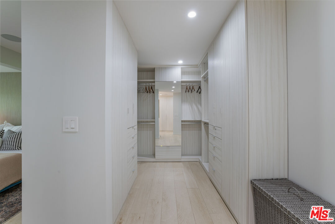 279 Mabery Road Santa Monica, CA 90402 - Photo 19 of 36