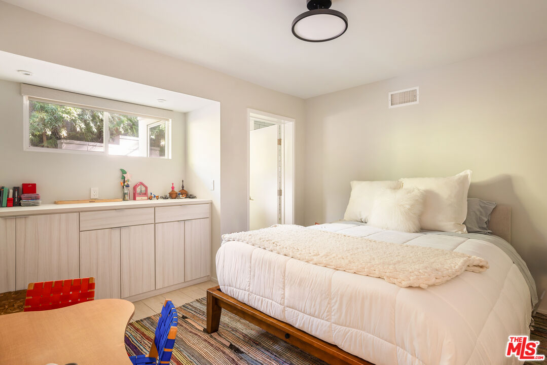 279 Mabery Road Santa Monica, CA 90402 - Photo 24 of 36