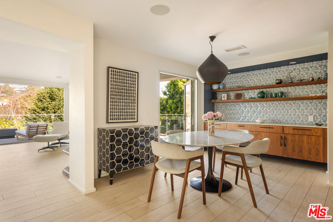 279 Mabery Road Santa Monica, CA 90402 - Photo 9 of 36