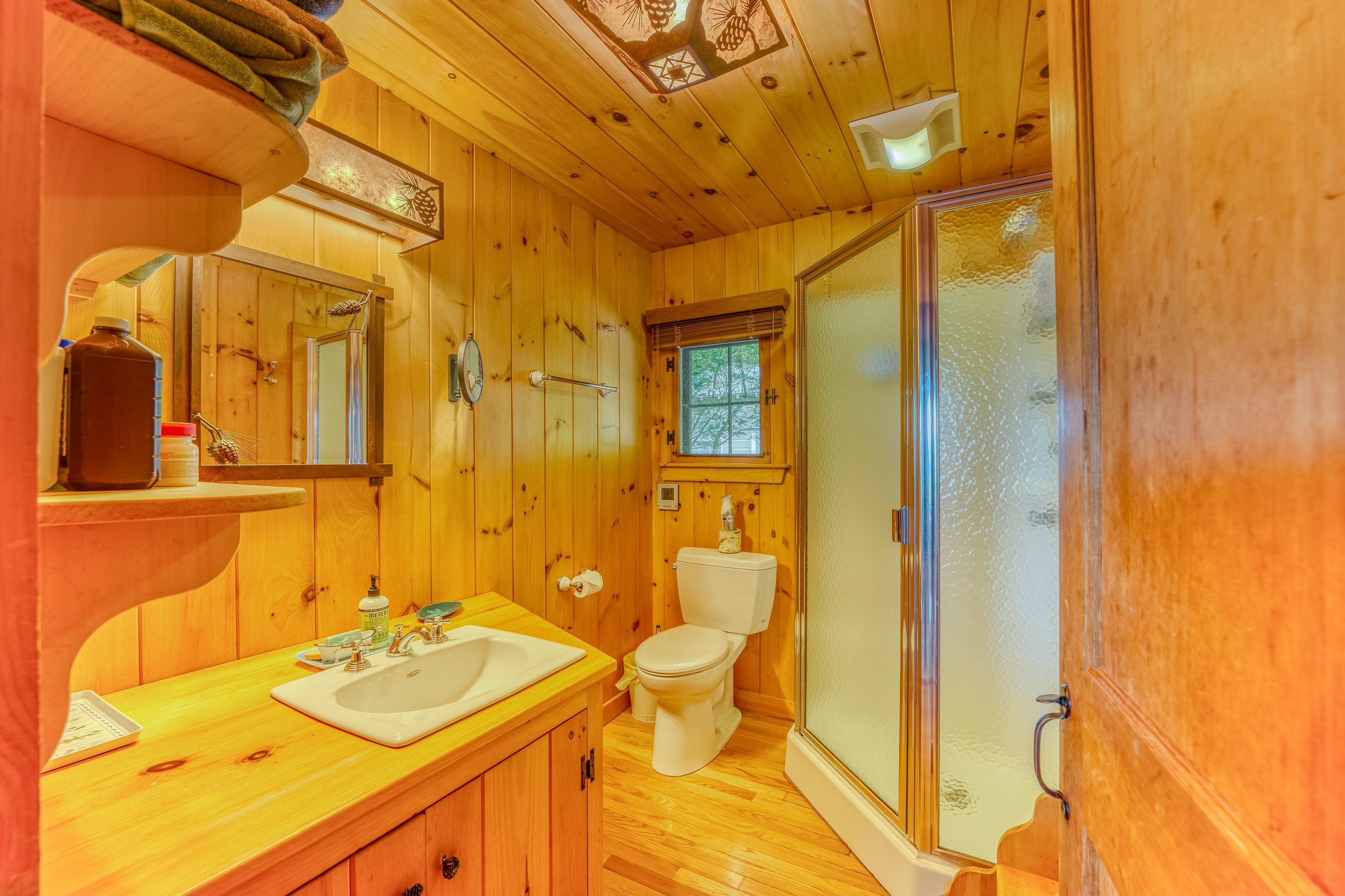 156 Mooney Point Road Holderness, NH 03245 - Photo 25 of 38
