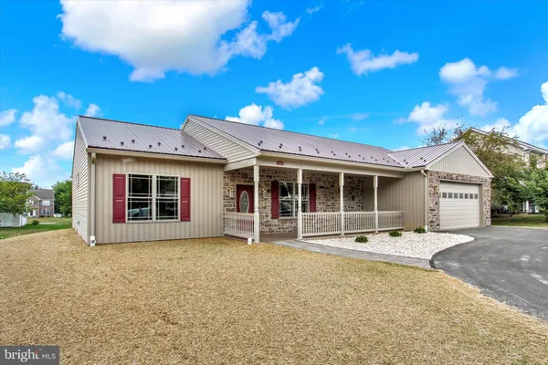 $419,900 | 13189 Seneca Drive, Waynesboro, PA 17268