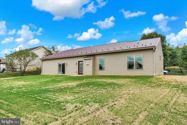 $419,900 | 13189 Seneca Drive, Waynesboro, PA 17268