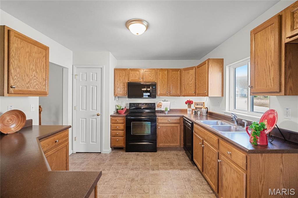 918 Fairway Drive Union, MO 63084 - Photo 14 of 62