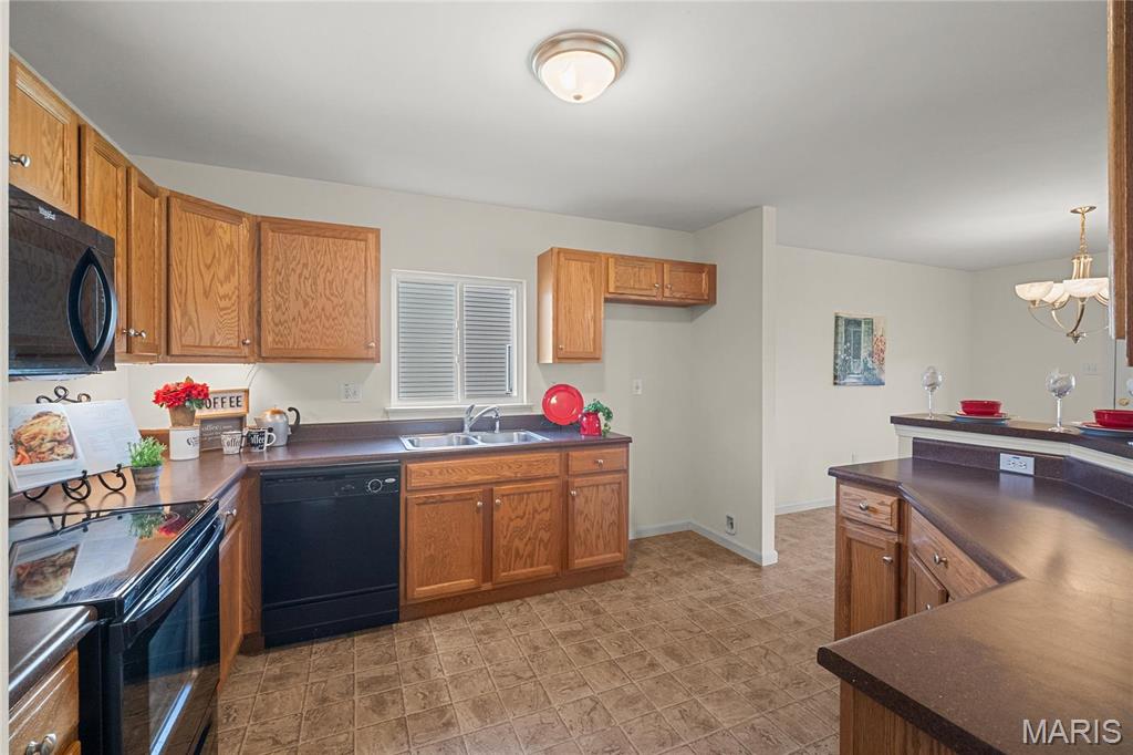 918 Fairway Drive Union, MO 63084 - Photo 15 of 62