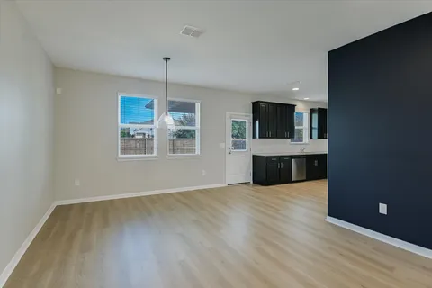 $2,350 | 10317 Laurie Lane, Austin, TX 78747
