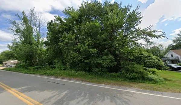 $119,000 | 595 Pleasant Street, Leicester, MA 01542