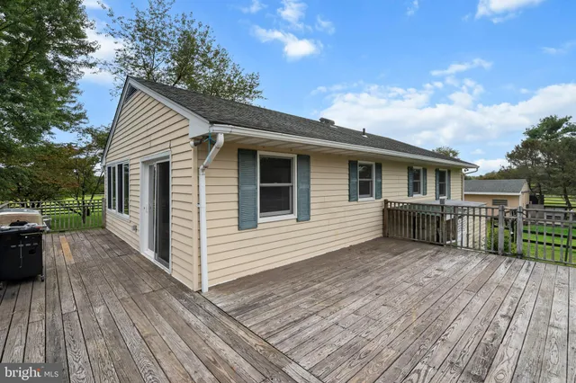 $899,900 | 86 Bunting Bridge Road, Cookstown, NJ 08511