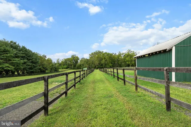 $899,900 | 86 Bunting Bridge Road, Cookstown, NJ 08511