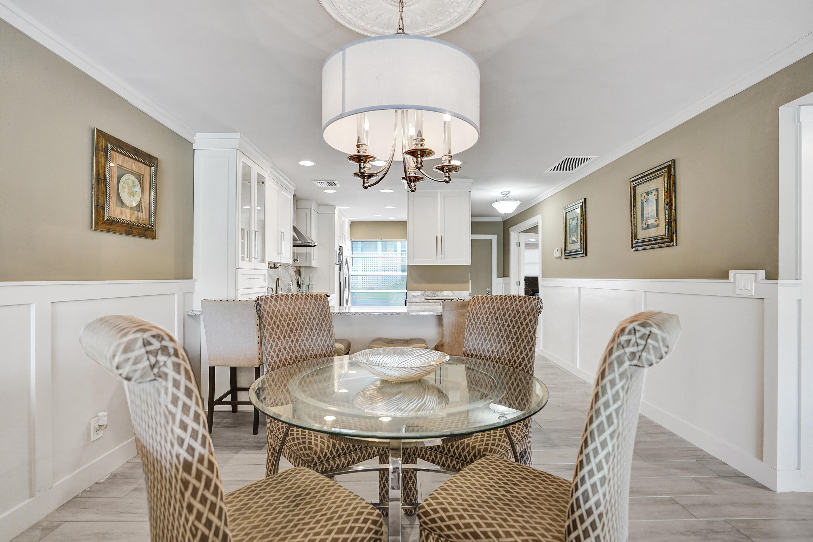 2820 Southwest 13th Street, Unit 101 Delray Beach, FL 33445 - Photo 12 of 83 Dining area