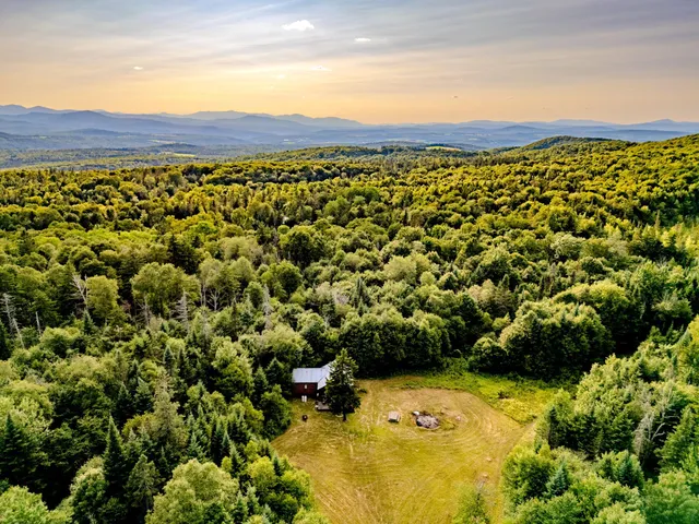 $139,000 | 283 Ole Ray Road, Walden, VT 05843