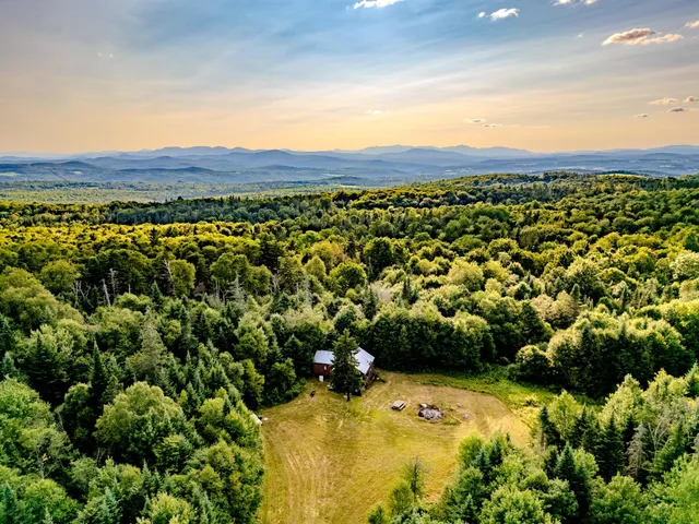 $139,000 | 283 Ole Ray Road, Walden, VT 05843
