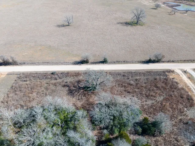 $200,000 | 302 County Road 302, Rockdale, TX 76567