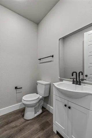 $1,995 | 22010 Redbird Drive, Lago Vista, TX 78645