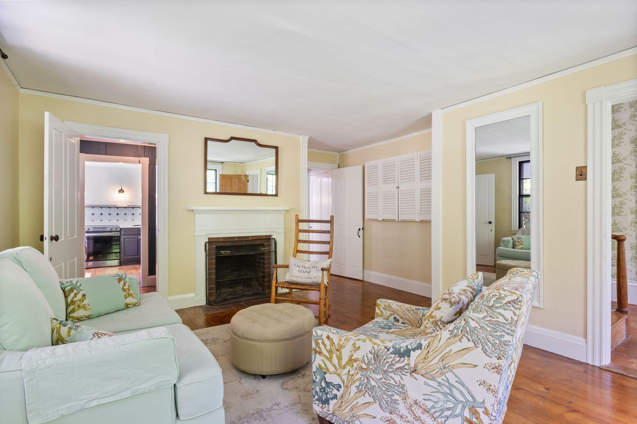 404 Blackstrap Road Falmouth, ME 04105 - Photo 8 of 61 404_Blackstrap_Rd_024