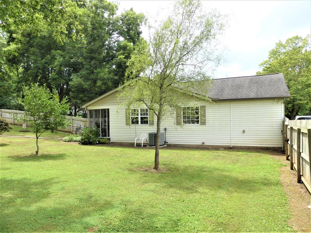 203 Slack Road Athens, TN 37303 - Photo 3 of 50 Gallery Image 3