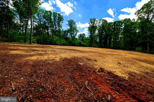 $149,900 | 15 Mont View Lane, Luray, VA 22835