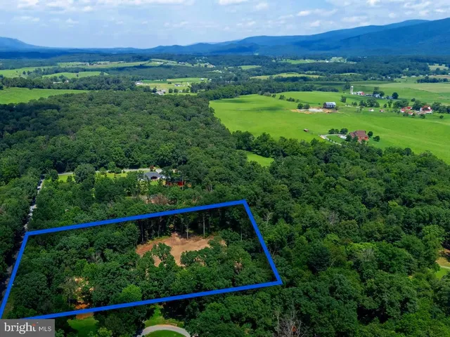 $149,900 | 15 Mont View Lane, Luray, VA 22835